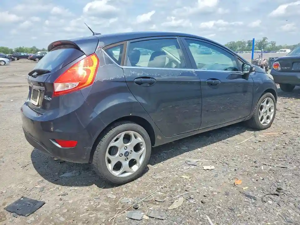 3FADP4FJ2BM134471 2011 FORD FIESTA-2