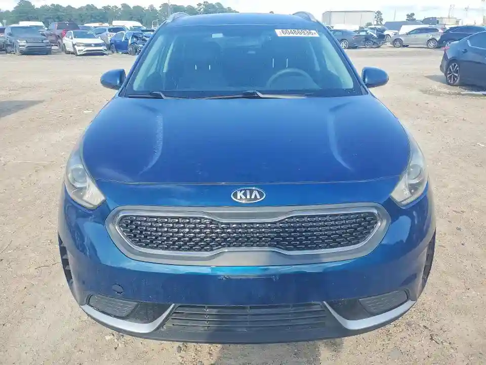 KNDCB3LCXJ5170692 2018 KIA NIRO-4