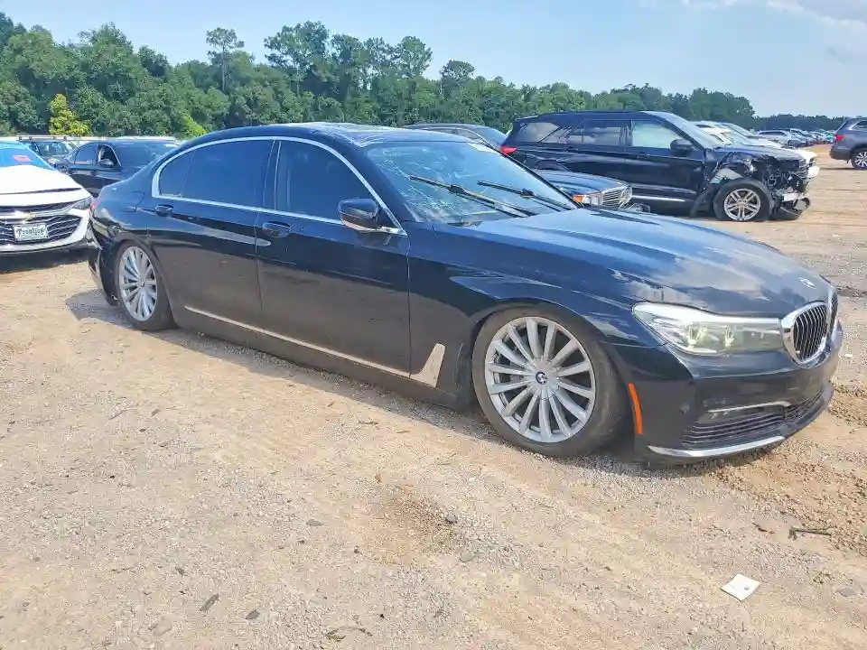 WBA7E2C55HG740100 2017 BMW 7 SERIES-3