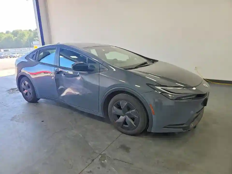 JTDACAAU6P3005036 2023 TOYOTA PRIUS-3