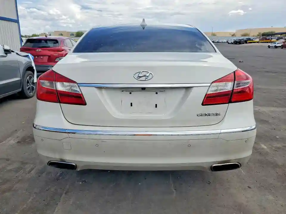 KMHGC4DD1CU194363 2012 HYUNDAI GENESIS-5