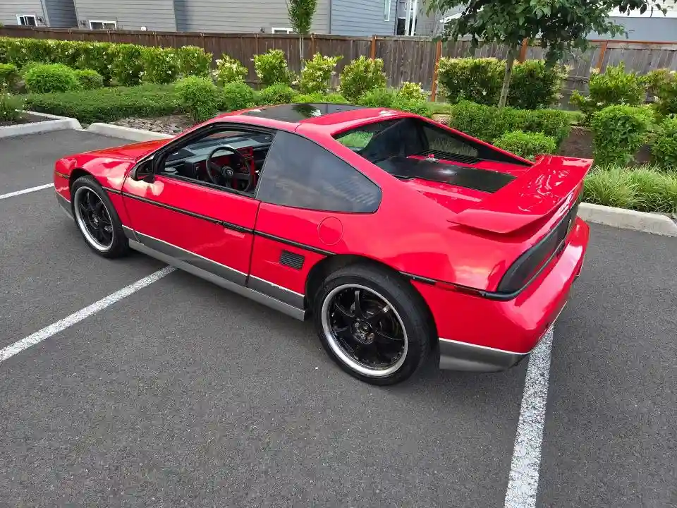 1G2PG9797GP281044 1986 PONT FIERO-2