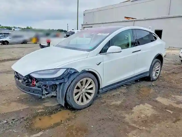 5YJXCDE25HF044418 2017 TESLA MODEL X-0