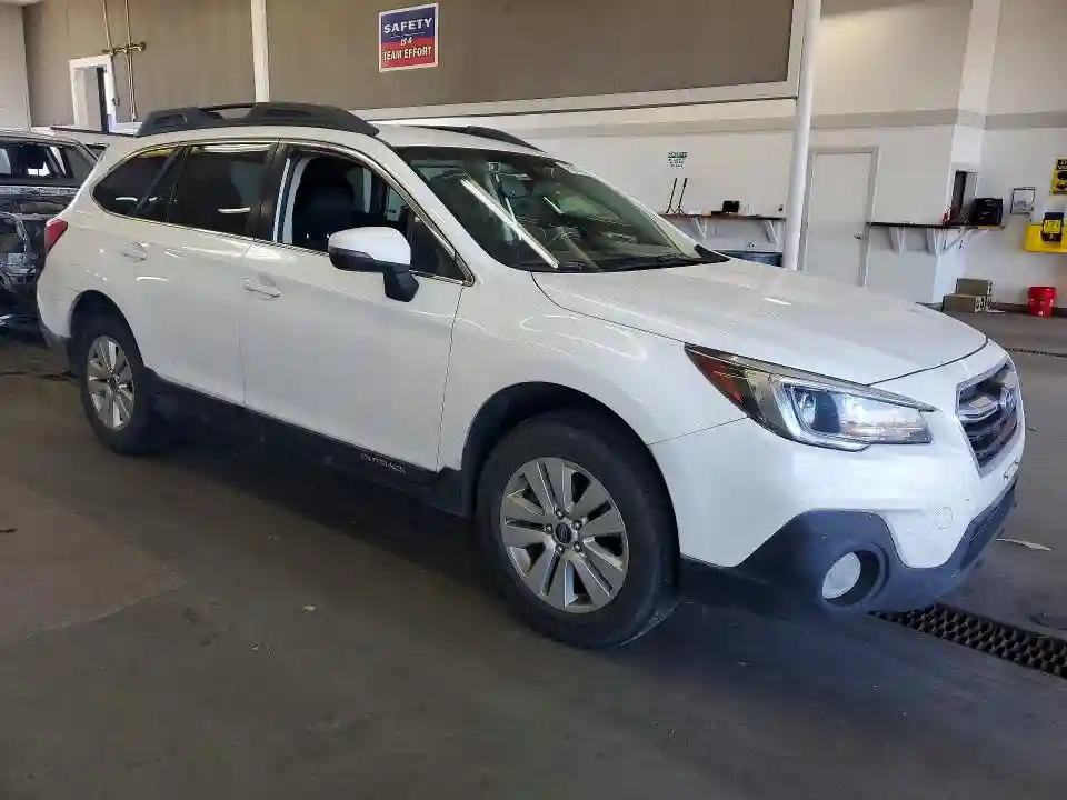 4S4BSAFC5K3374479 2019 SUBARU OUTBACK-3