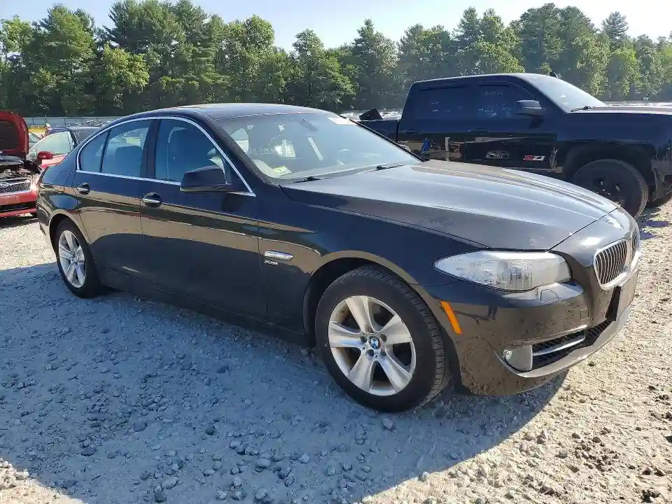 WBAXH5C52CDW03280 2012 BMW 5 SERIES-3