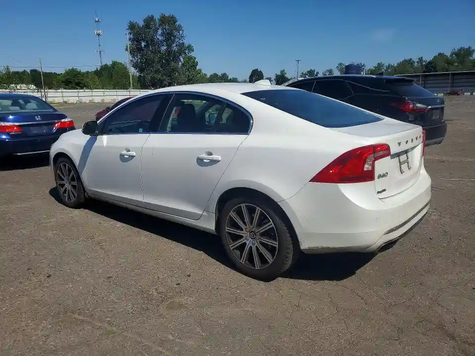 LYV402FK3GB109264 2016 VOLVO S60-1