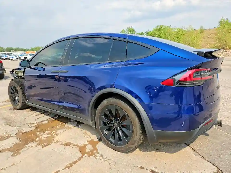 5YJXCBE25HF060736 2017 TESLA MODEL X-1