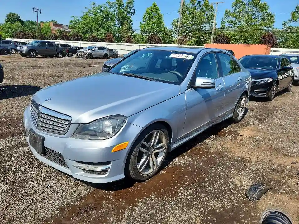 WDDGF8ABXDR275605 2013 MERCEDES-BENZ C-CLASS-0