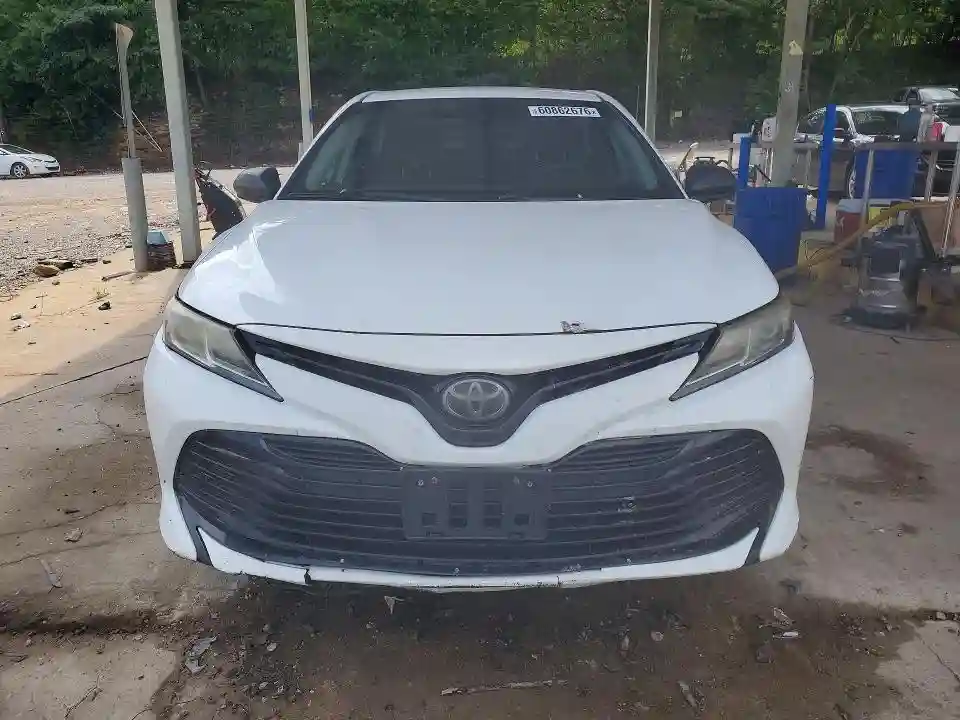 4T1B11HK1KU790143 2019 TOYOTA CAMRY-4