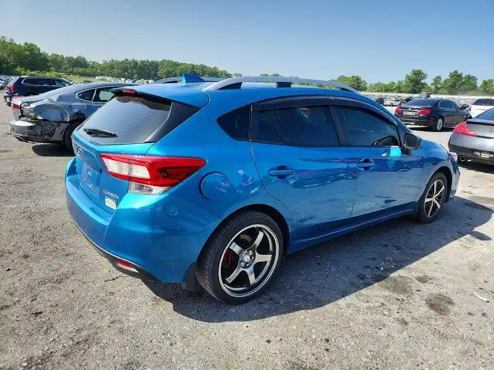4S3GTAC67K3716374 2019 SUBARU IMPREZA-2