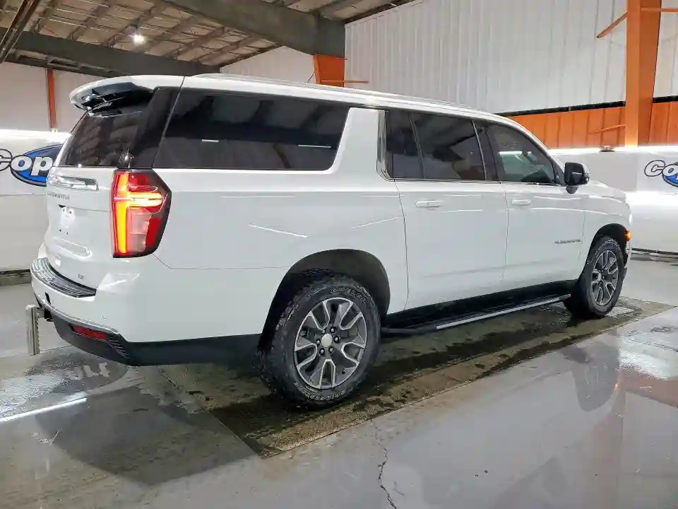 1GNSKCKD4NR317598 2022 CHEVROLET SUBURBAN-2