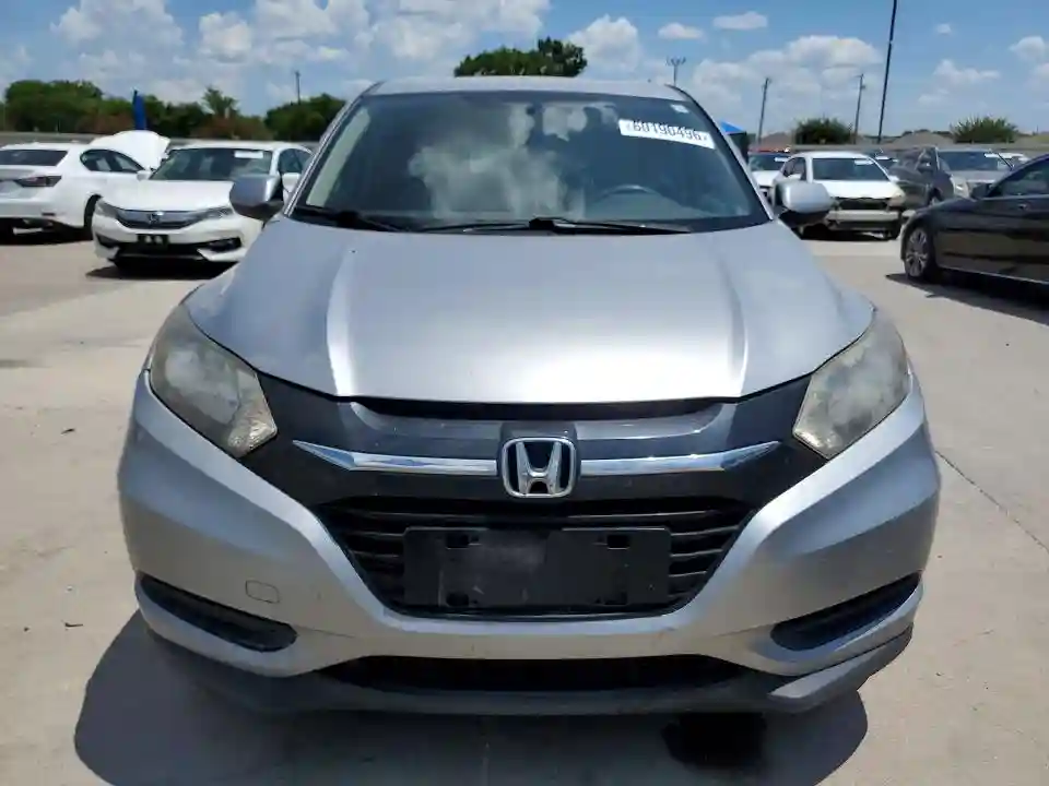 3CZRU5H37HM700527 2017 HONDA HR-V-4