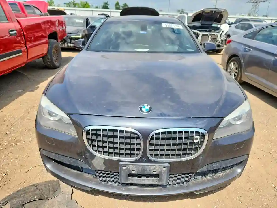 WBAKC8C52BC432657 2011 BMW 7 SERIES-4