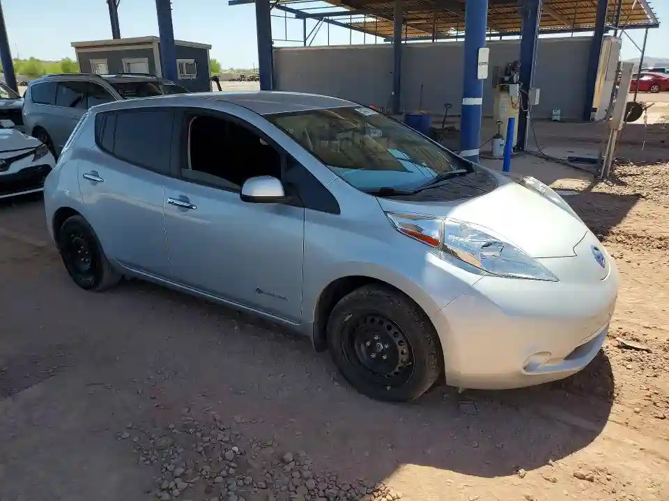 1N4BZ0CP9HC311269 2017 NISSAN LEAF-3
