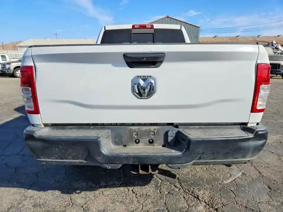 3C6UR4CJ9MG515171 2021 RAM 2500-5