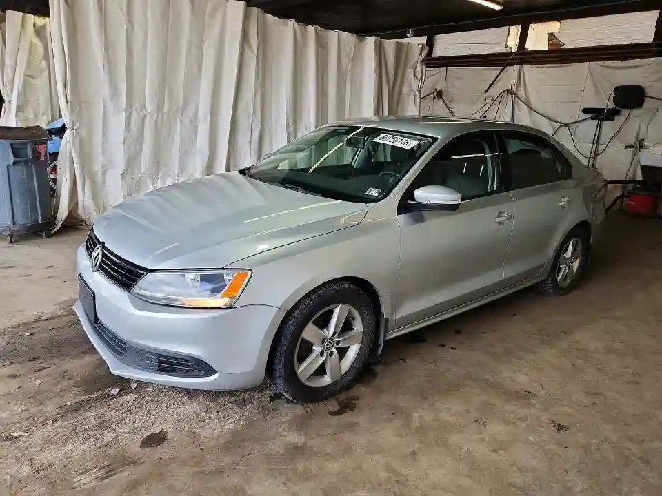 3VWLL7AJ4CM323146 2012 VOLKSWAGEN JETTA-0