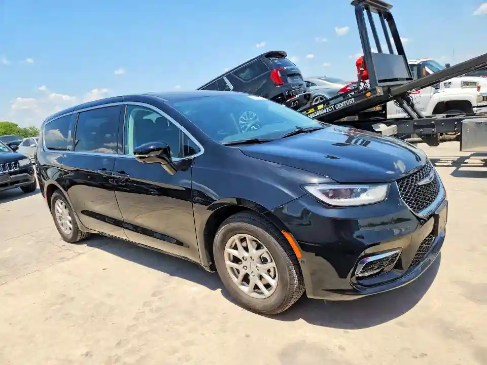 2C4RC1BG5RR165186 2024 CHRYSLER PACIFICA-3