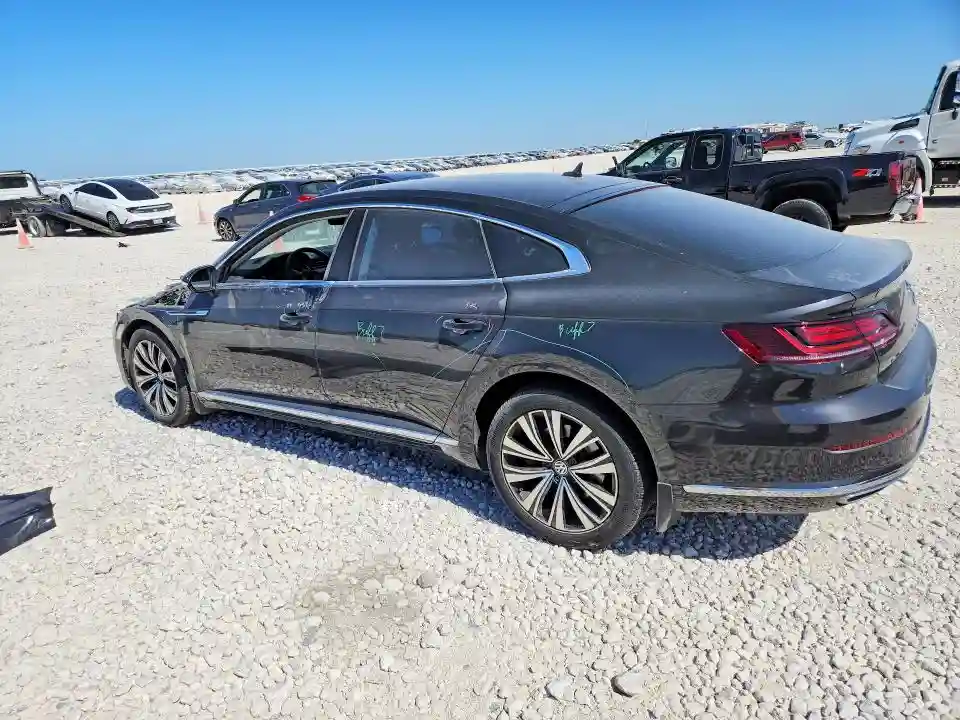 WVWAR7AN8KE030950 2019 VOLKSWAGEN ARTEON-1