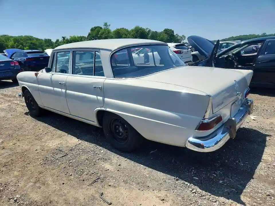 11011010104428 1964 MERCEDES-BENZ 190-CLASS-1