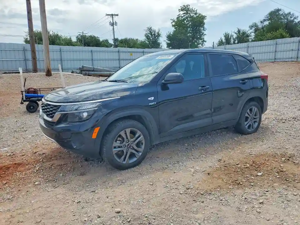 KNDEPCAA5M7058922 2021 KIA SELTOS-0