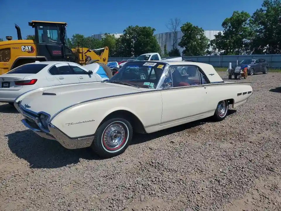 2Y83Z111188 1962 FORD TBIRD-0