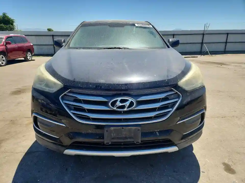 5NMZT3LB8HH010770 2017 HYUNDAI SANTA FE-4