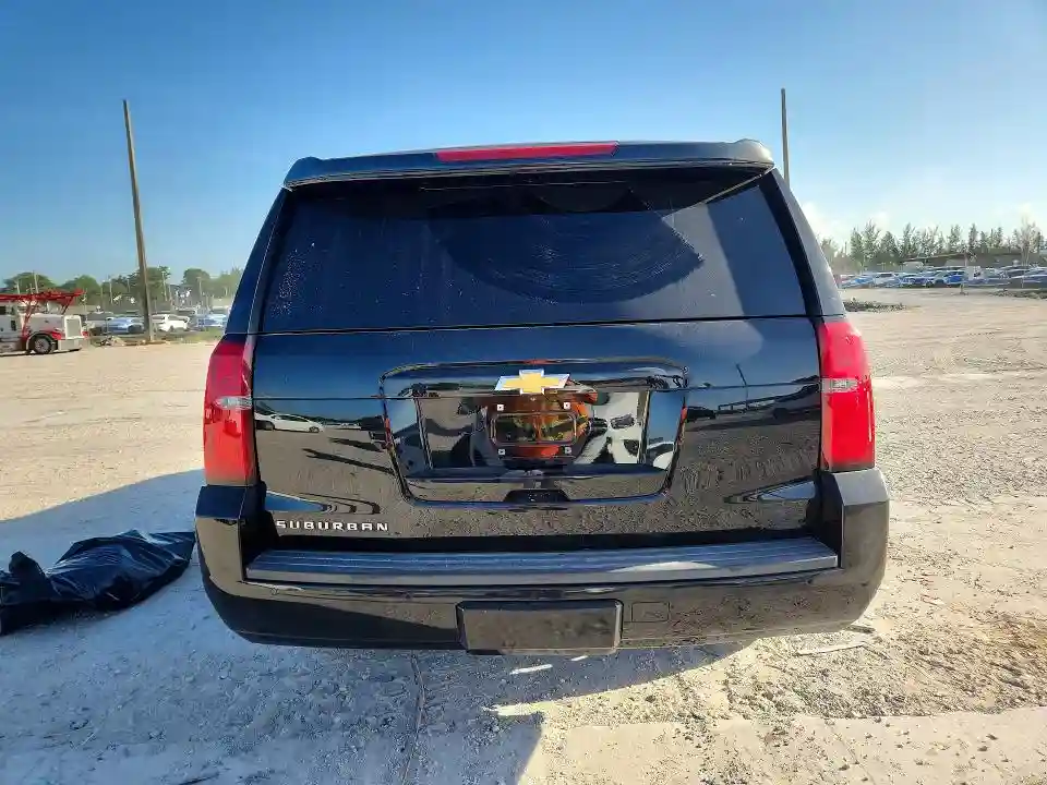 1GNSKHKC2JR169580 2018 CHEVROLET SUBURBAN-5