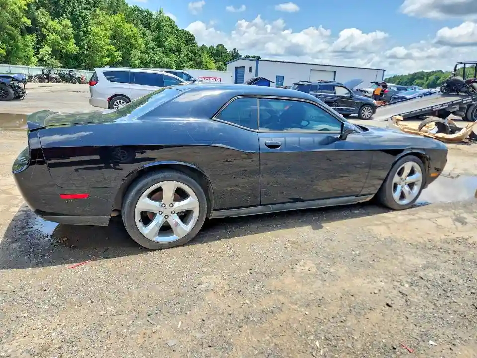 2C3CDYAG0CH128383 2012 DODGE CHALLENGER-2