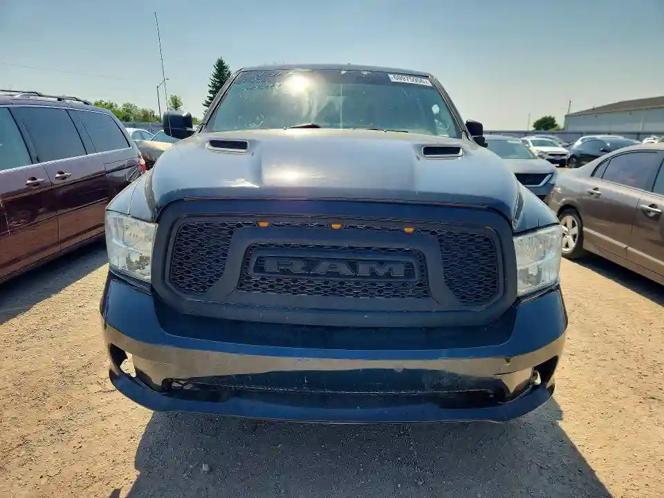 1C6RR7KT1KS545393 2019 RAM 1500-4