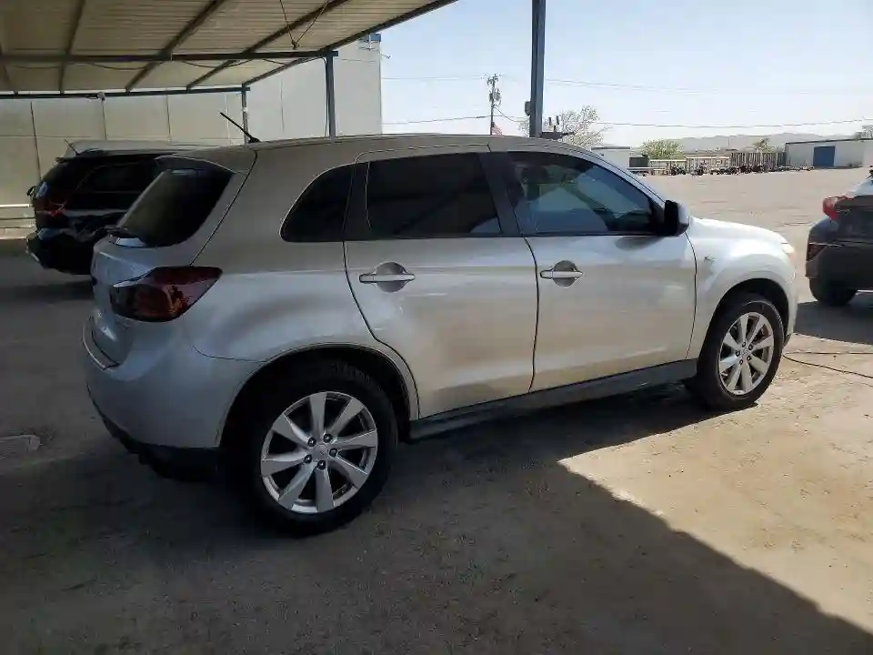 4A4AP3AU0EE011148 2014 MITSUBISHI OUTLANDER-2