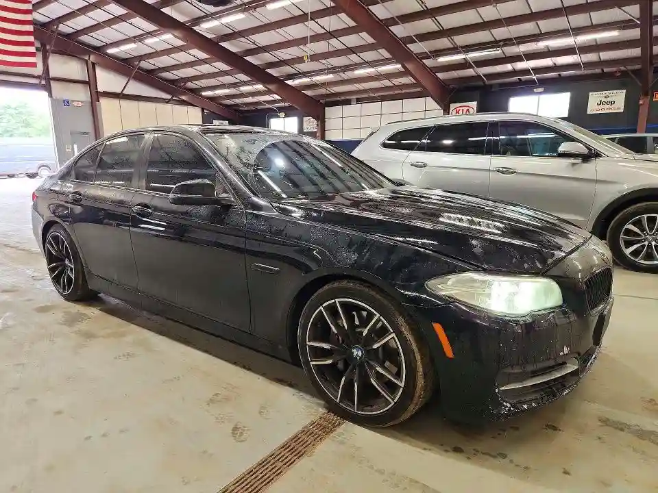 WBAXA5C54ED689389 2014 BMW 5 SERIES-3