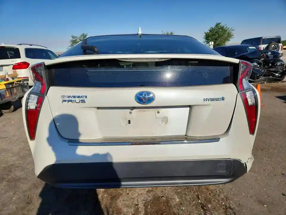JTDKARFU8G3525644 2016 TOYOTA PRIUS-5