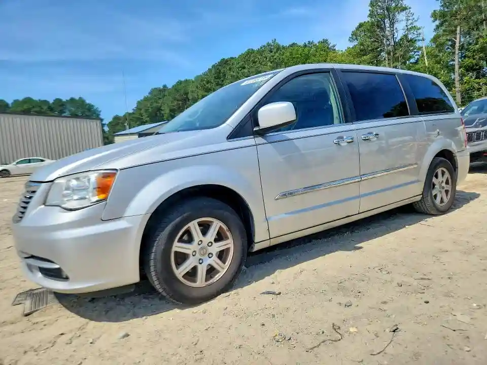 2A4RR5DG8BR618560 2011 CHRYSLER MINIVAN-0