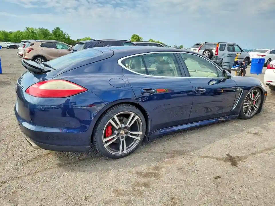 WP0AC2A7XAL090907 2010 PORSCHE PANAMERA-2