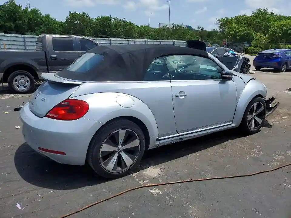 3VW7A7AT4DM816402 2013 VOLKSWAGEN BEETLE-2