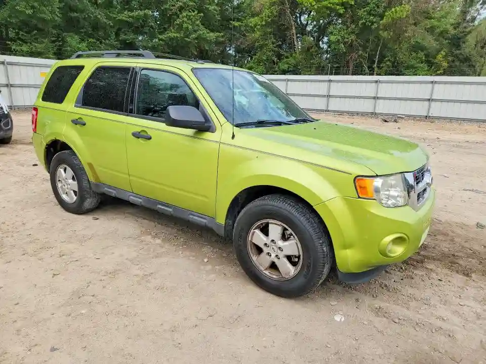 1FMCU9D78CKA67690 2012 FORD ESCAPE-3