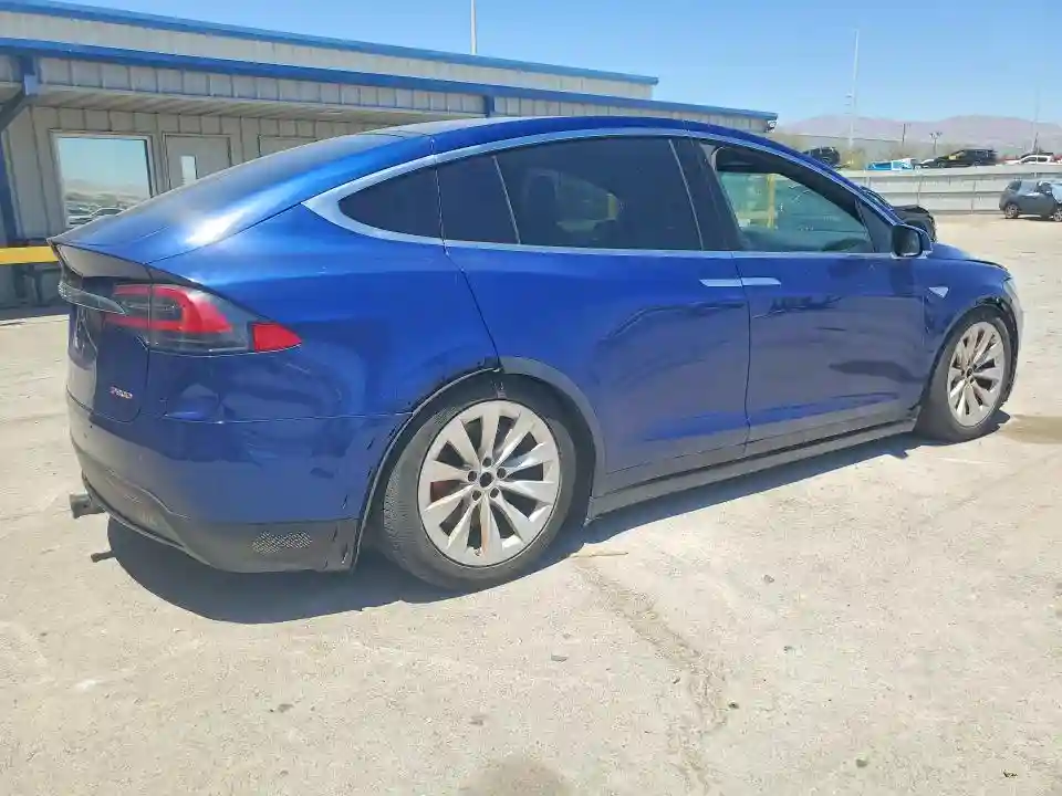 5YJXCBE4XGF006994 2016 TESLA MODEL X-2