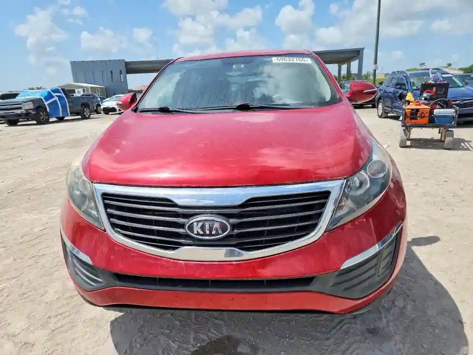 KNDPB3A29B7088325 2011 KIA SPORTAGE-4
