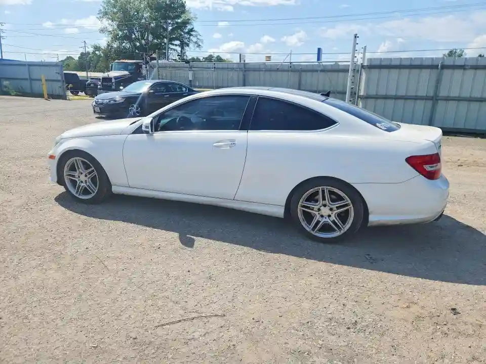 WDDGJ4HB7DG052513 2013 MERCEDES-BENZ C-CLASS-1