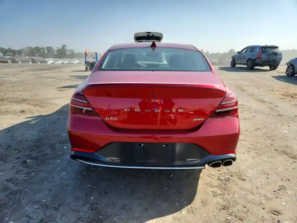 KMTG34TAXNU103526 2022 GENESIS G70-5