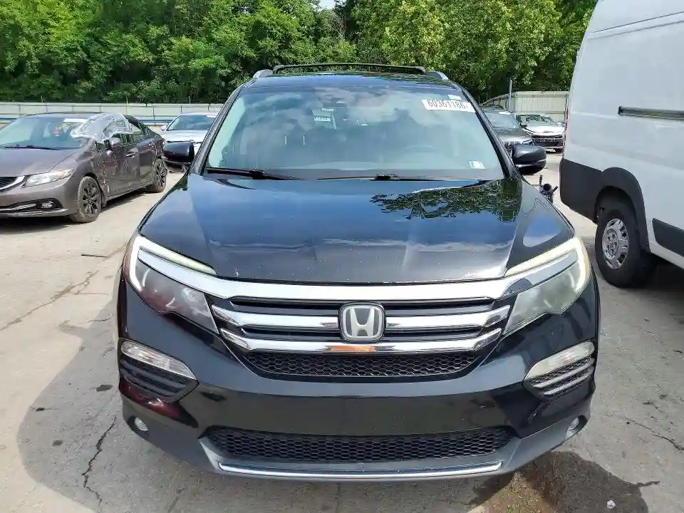 5FNYF6H00HB043372 2017 HONDA PILOT-4