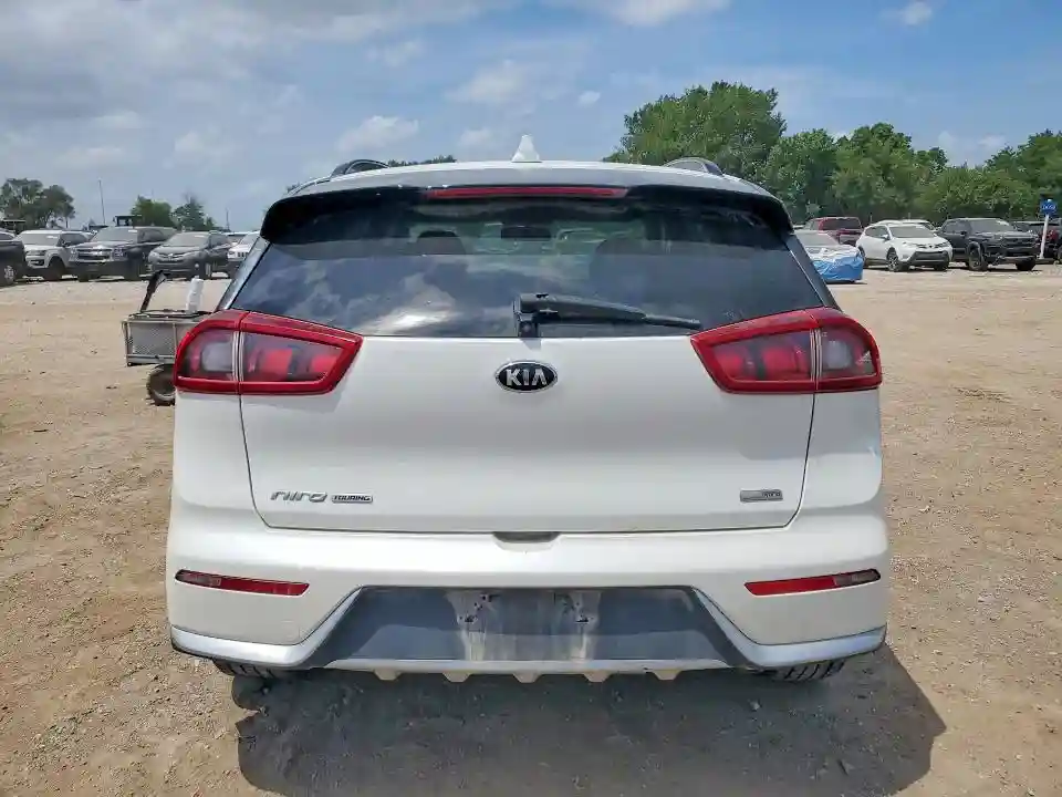 KNDCC3LC2H5092237 2017 KIA NIRO-5