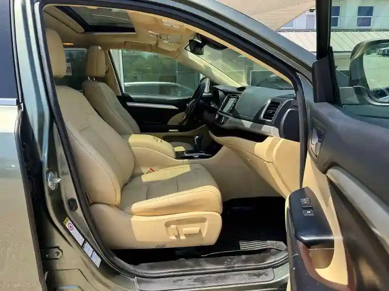 5TDJZRFH0HS457900 2017 TOYOTA HIGHLANDER-4