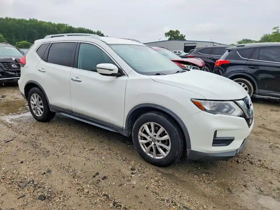 KNMAT2MT9HP529655 2017 NISSAN ROGUE-3