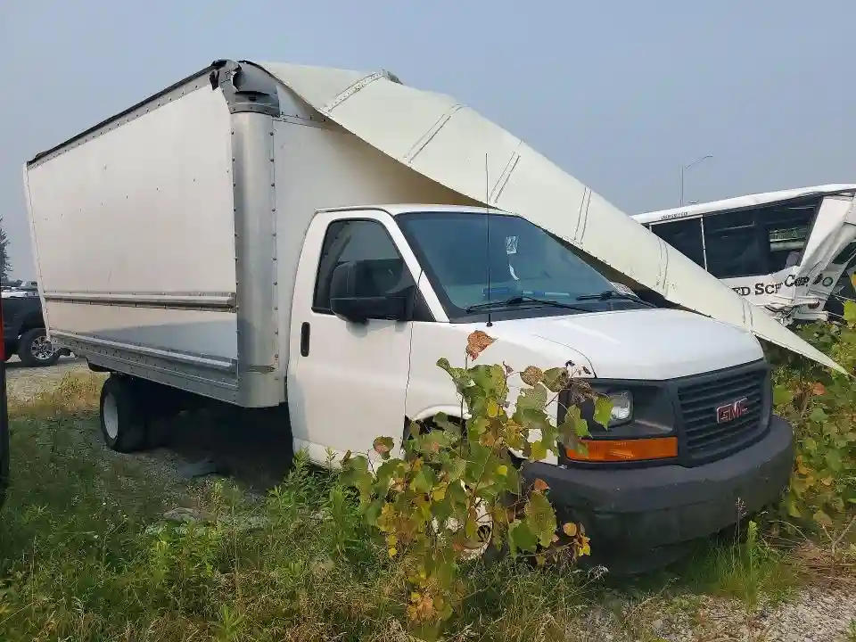 7GZ37TCG4HN009319 2017 GMC SAVANA-3