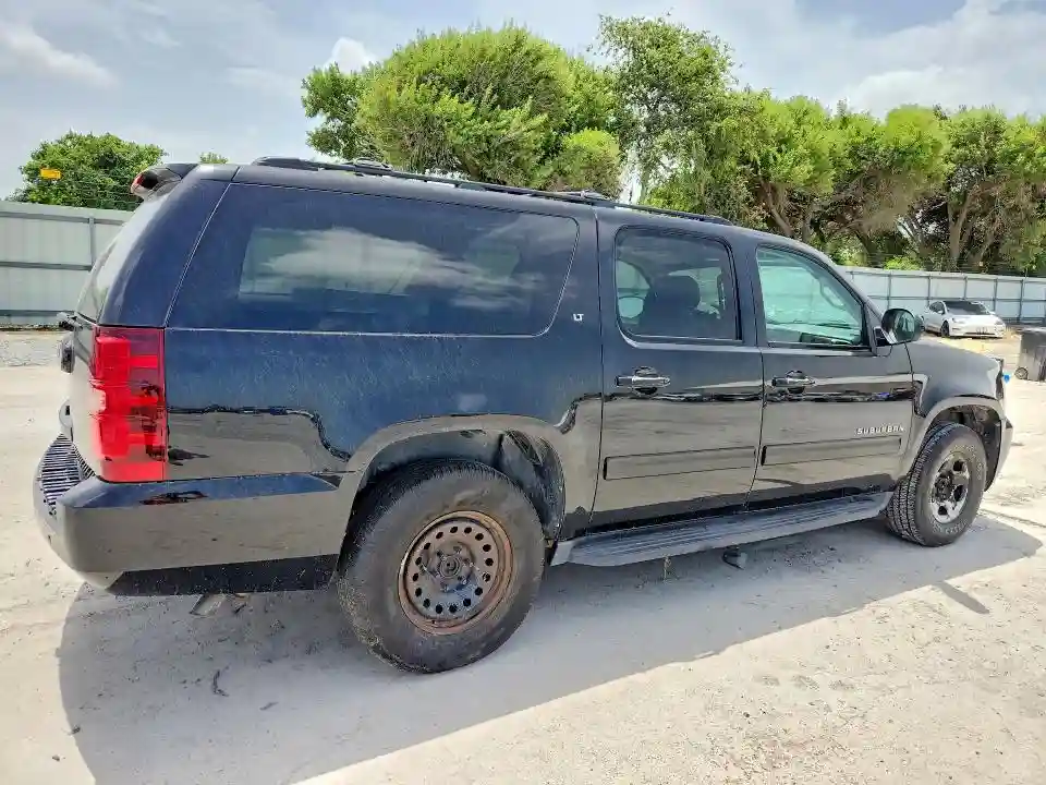 1GNSCJE0XER132952 2014 CHEVROLET SUBURBAN-2