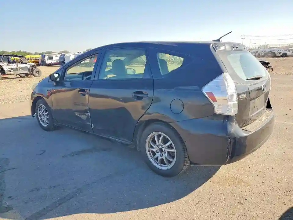 JTDZN3EU6D3215912 2013 TOYOTA PRIUS-1