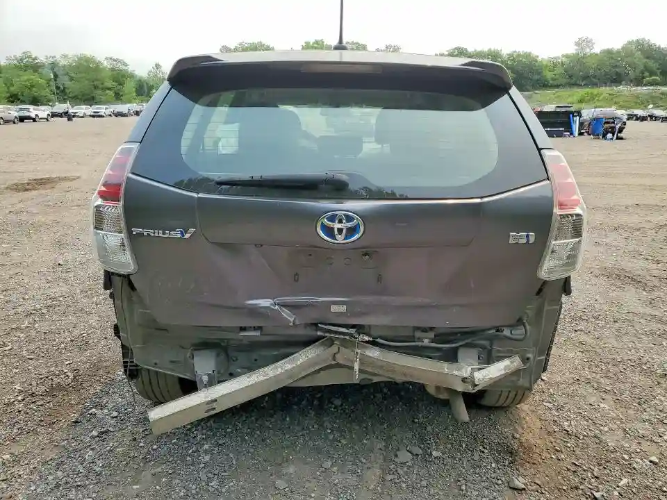 JTDZN3EU8FJ021946 2015 TOYOTA PRIUS V TH-5