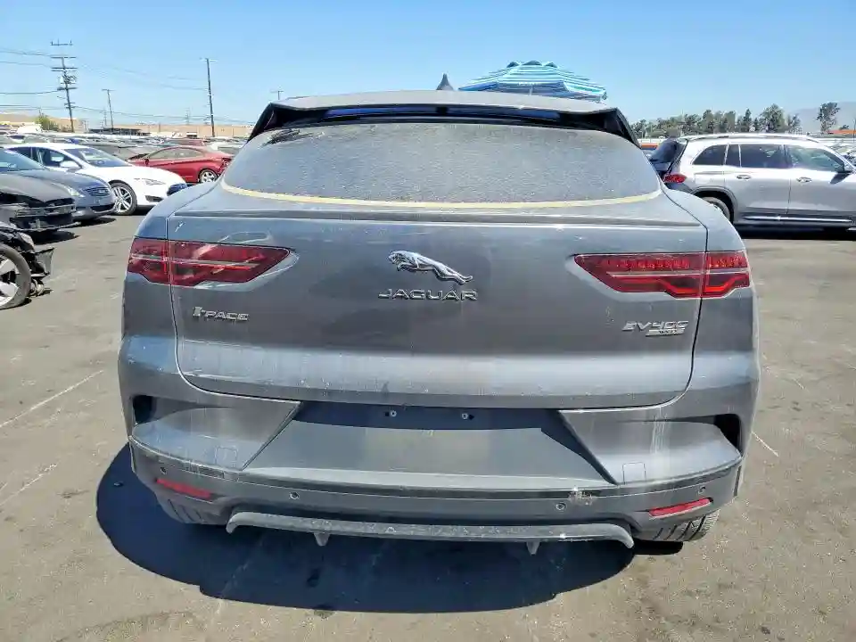 SADHD2S15K1F76437 2019 JAGUAR I-PACE-5
