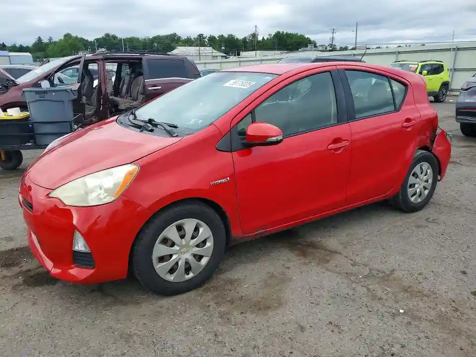 JTDKDTB30C1010256 2012 TOYOTA PRIUS C TH-0